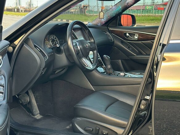2018 Infiniti Q50 I Рестайлинг, чёрный, 2300000 рублей - вид 6