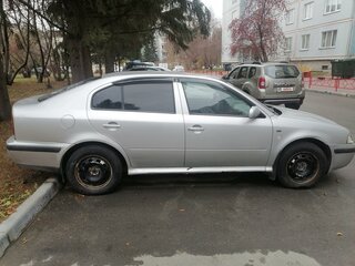 2002 Skoda Octavia I (A4) Рестайлинг, серебристый, 375000 рублей, вид 4