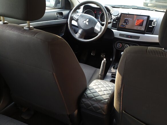 2011 Mitsubishi Lancer X Рестайлинг, бежевый, 1100000 рублей - вид 15