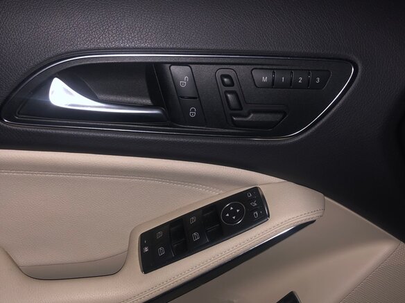 2014 Mercedes-Benz GLA 250 I (X156), коричневый - вид 10