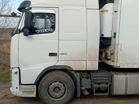 2014 Volvo FH, белый, 9600000 рублей, вид 2