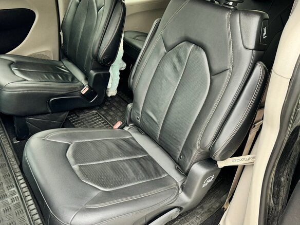 2019 Chrysler Pacifica RU, чёрный, 2540000 рублей - вид 13