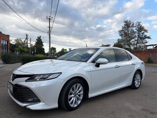 2020 Toyota Camry VIII (XV70), белый, 2630000 рублей, вид 4