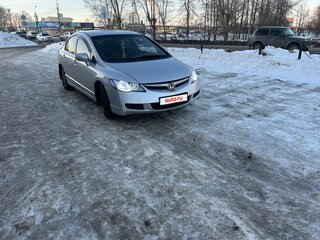 2007 Honda Civic VIII, серебристый, 800000 рублей, вид 3