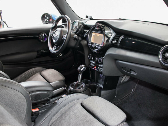 2015 Mini Hatch Cooper S III (F55/F56), чёрный - вид 10