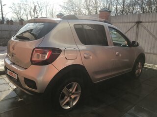 2016 Renault Sandero Stepway II, серебристый, 700000 рублей, вид 3