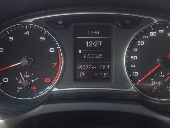 2011 Audi A1 I (8X), белый, 1100000 рублей - вид 5