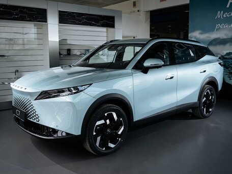 Omoda C7