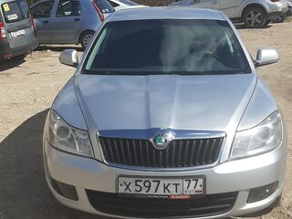 2012 Skoda Octavia II (A5) Рестайлинг, серебристый, 990000 рублей, вид 1