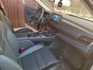 2023 Nissan X-Trail IV, бежевый, 4200000 рублей, вид 5
