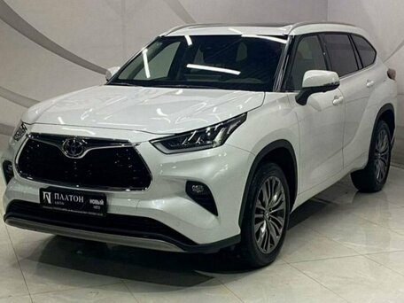 Toyota Highlander IV (XU70)