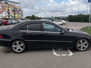 2005 Mercedes-Benz C-Класс 230 II (W203) Рестайлинг, чёрный, 650000 рублей, вид 4