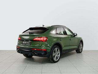 2021 Audi Q5 Sportback 45 TFSI I (FY), зелёный, 4550000 рублей, вид 4
