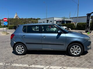 2010 Skoda Fabia II, голубой, 550000 рублей, вид 2