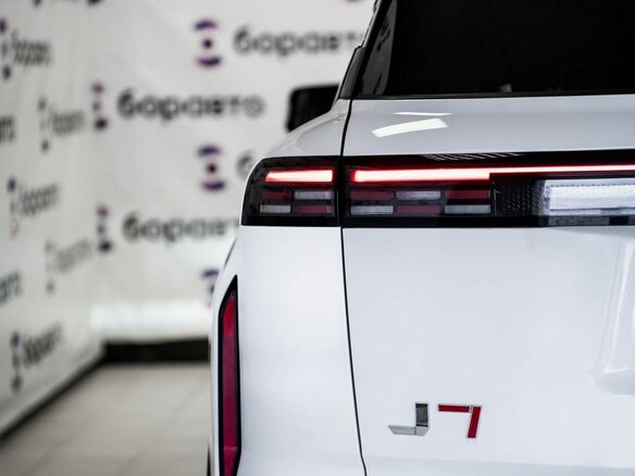 2023 Jaecoo J7 I, белый, 2170000 рублей - вид 23