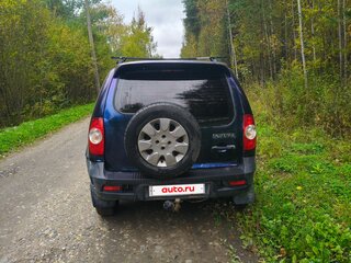 2012 Chevrolet Niva I Рестайлинг, чёрный, 370000 рублей, вид 3