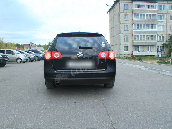 2010 Volkswagen Passat, чёрный - вид 3