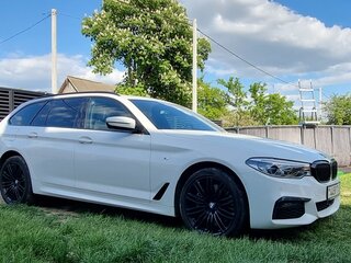 2019 BMW 5 серии 540d xDrive VII (G30/G31/G38), белый, 4142740 рублей, вид 5