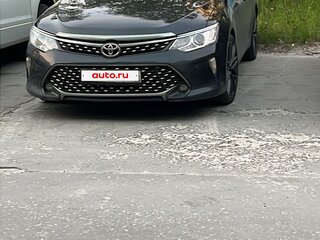 2016 Toyota Camry VII (XV50) Рестайлинг, серый, 1750000 рублей, вид 1