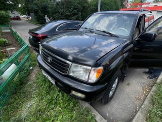 2002 Toyota Land Cruiser 100 Series, чёрный, 2115000 рублей, вид 3