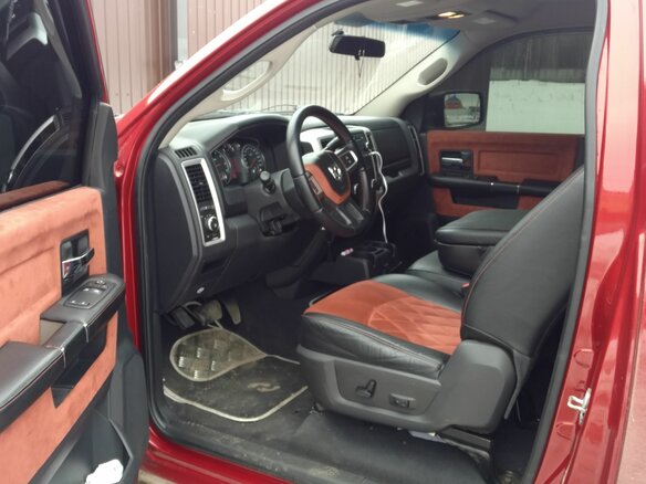 2010 Dodge RAM IV (DS/DJ), пурпурный - вид 3