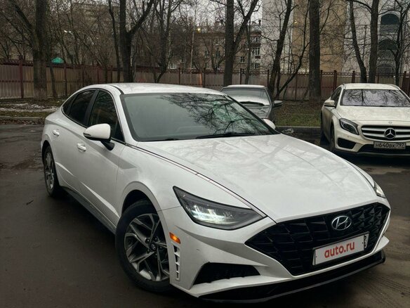 2020 Hyundai Sonata VIII (DN8), белый, 2000000 рублей - вид 1
