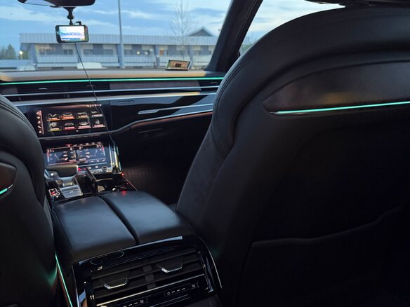 2019 Audi A8 Long 55 TFSI IV (D5), синий, 5250000 рублей - вид 24