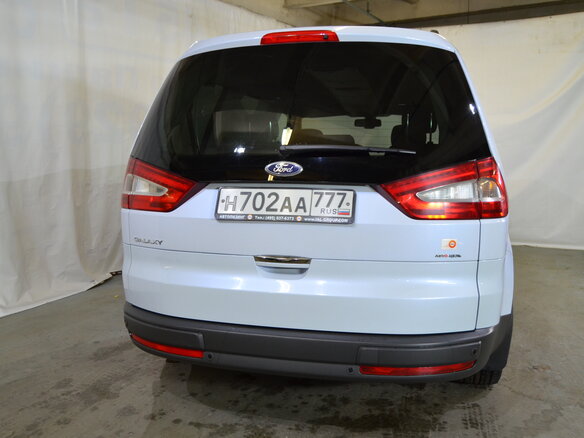 2013 Ford Galaxy PowerShift II Рестайлинг, белый - вид 2
