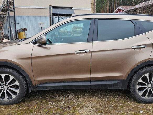 2013 Hyundai Santa Fe III, коричневый, 2050000 рублей - вид 2