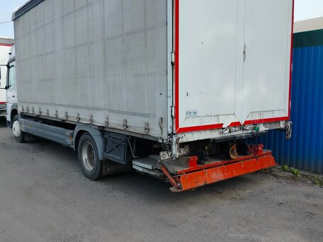 2012 Mercedes-Benz Atego, белый, 8400000 рублей, вид 1
