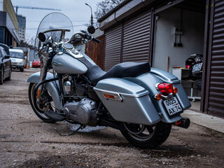 2011 Harley-Davidson Dyna Switchback, серебристый, 650000 рублей, вид 3