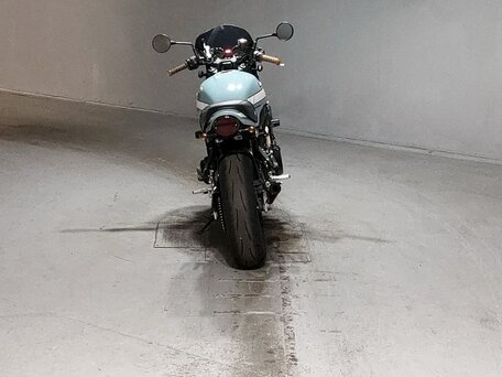 2020 Kawasaki Z 900RS, голубой, 973000 рублей, вид 4