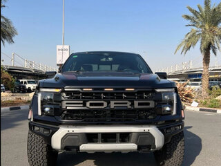 2025 Ford F-150 Raptor SuperCrew Raptor XIV Рестайлинг, чёрный, 13500000 рублей, вид 2