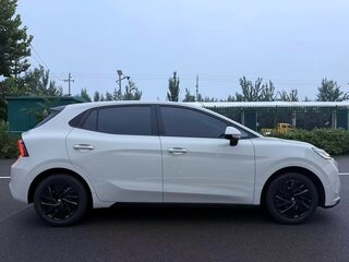 2026 MG 4 EV 42.8 kWh II, белый, 1800100 рублей, вид 4