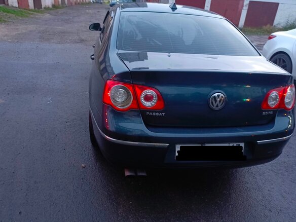 2007 Volkswagen Passat B6, серый, 550000 рублей - вид 2