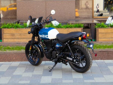 2025 Royal Enfield Hunter, голубой, 439000 рублей, вид 3