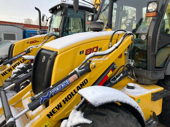 2023 New Holland B80B, жёлтый - вид 8