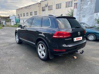 2010 Volkswagen Touareg II, чёрный, 1920000 рублей, вид 3