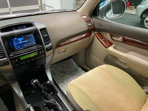 2007 Toyota Land Cruiser Prado 120 Series, белый, 2657777 рублей - вид 8