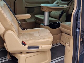 2006 Volkswagen Multivan T5, серый, 1650000 рублей, вид 4