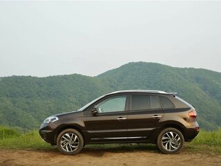 2013 Renault Koleos I Рестайлинг 2, коричневый, 1300000 рублей, вид 3
