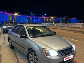 2006 Kia Cerato I, серебристый, 300000 рублей, вид 2