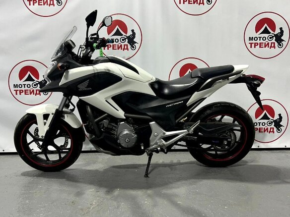 2012 Honda NC 700X, белый, 510000 рублей - вид 1