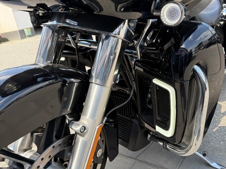 2019 Harley-Davidson Road Glide, чёрный, 2200000 рублей, вид 4
