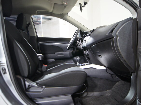 2012 Mitsubishi ASX I, серебристый - вид 11