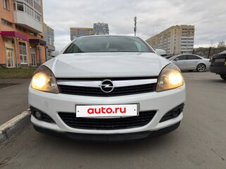 2007 Opel Astra GTC H Рестайлинг, белый, 450000 рублей, вид 3