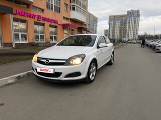 2007 Opel Astra GTC H Рестайлинг, белый, 450000 рублей, вид 1