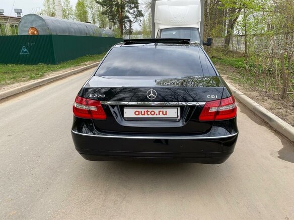 2010 Mercedes-Benz E-Класс 220 5G-Tronic IV (W212, S212, C207), чёрный, 1460000 рублей - вид 5