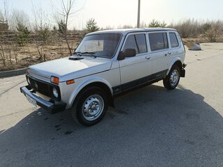 2013 Lada (ВАЗ) 2131 (4x4) 213105 I, серебристый, 380000 рублей, вид 1
