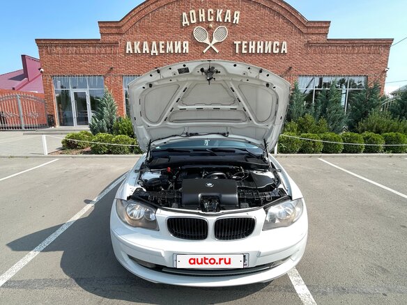 2011 BMW 1 серии 116i I (E81/E82/E87/E88) Рестайлинг, белый, 900000 рублей - вид 16